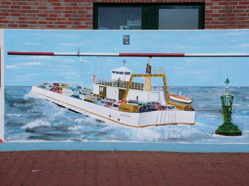 Wilfried Schlegel - Verschiedene Motive an der Hafenmauer (2006)