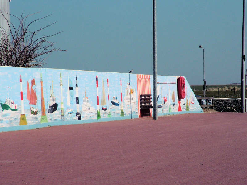 Wilfried Schlegel - Verschiedene Motive an der Hafenmauer (2006)