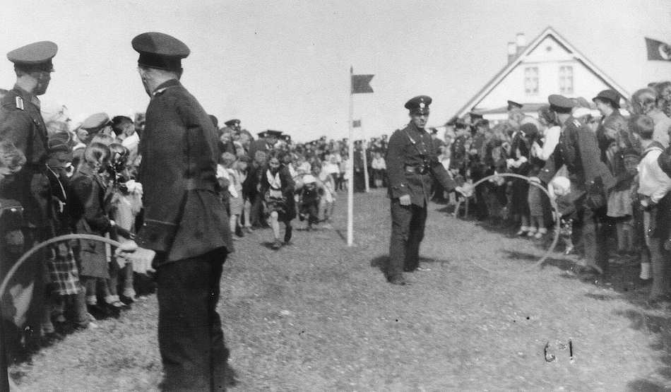 "Kinderfest" (Waldcafe) Booken 1936 "Kinderfest" (Waldcafe) Booken 1936