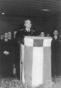 Ansprache des Wehrführers Johann Extra