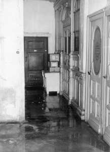 Wasserschaden im Flur (Haupteingang)