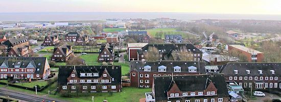 Blick vom Wasserturm auf die Inselwindmühle