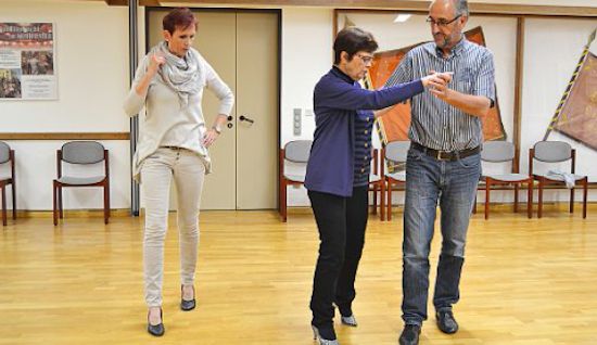 Lockstep in Promenadenposition